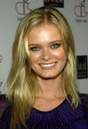 Sara Paxton photo